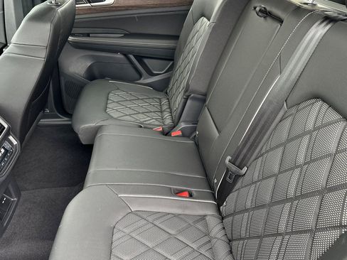 New 2026 Volkswagen Atlas SEL Premium R-Line AWD/4WD image 12