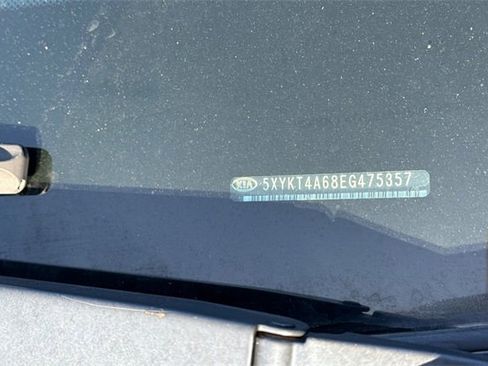 Used 2014 Kia Sorento LX w/ Touring Package (LX) image 3