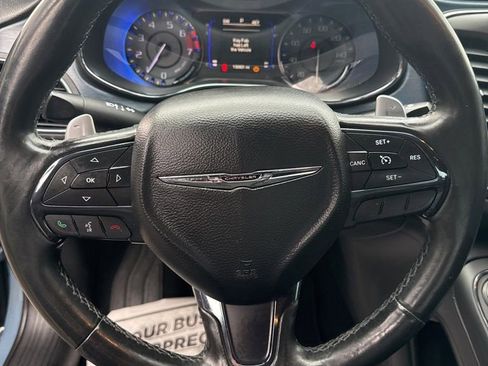 Used 2015 Chrysler 200 S w/ Comfort Group image 9