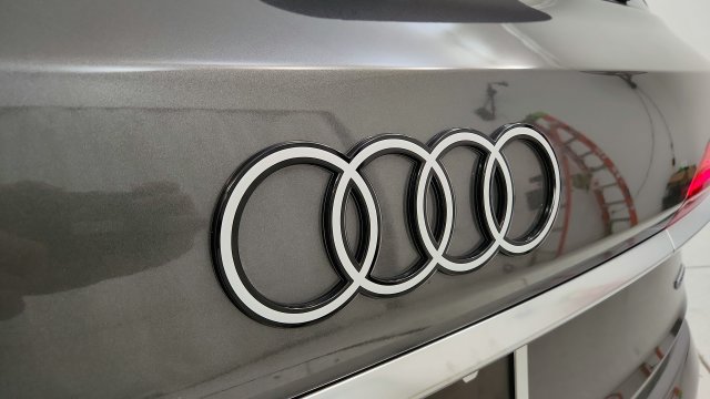 Used 2025 Audi Q7 3.0T Premium Plus w/ Premium Plus Package AWD/4WD image 32