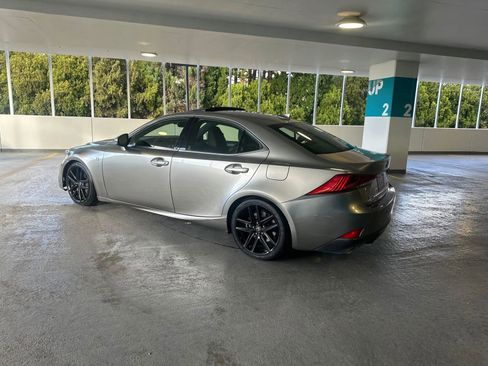 Used 2020 Lexus IS 300 F Sport w/ F Sport Package image 8