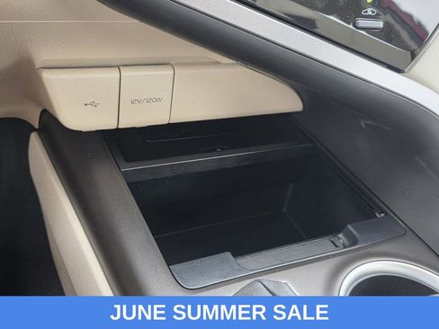 Used 2021 Toyota Camry XLE FWD image 19