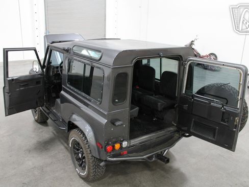Used 1995 Land Rover Defender 90 image 36