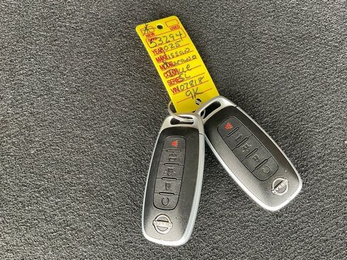 Used 2025 Nissan Murano SL image 23