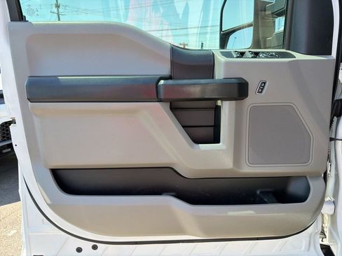 Used 2019 Ford F250 XL w/ Power Equipment Group AWD/4WD image 31