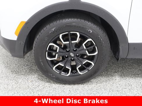 Used 2022 Hyundai Santa Cruz SEL Premium image 11