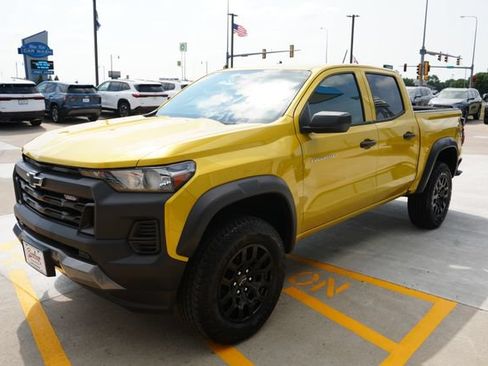 Used 2023 Chevrolet Colorado Trail Boss w/ Advanced Trailering Package AWD/4WD image 28