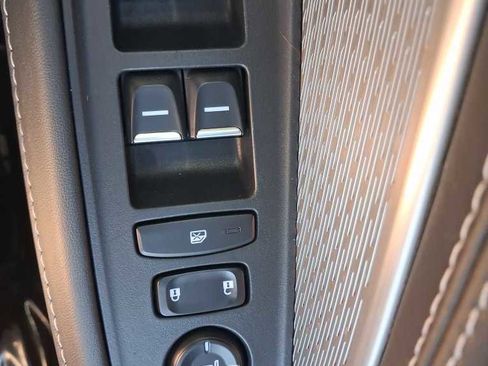 Used 2024 Acura MDX SH-AWD w/ Advance Package image 19