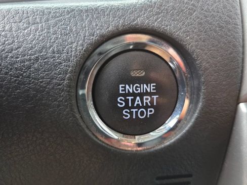 Used 2015 Toyota 4Runner Limited RWD image 32