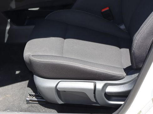 Used 2024 Nissan Rogue S AWD/4WD image 14