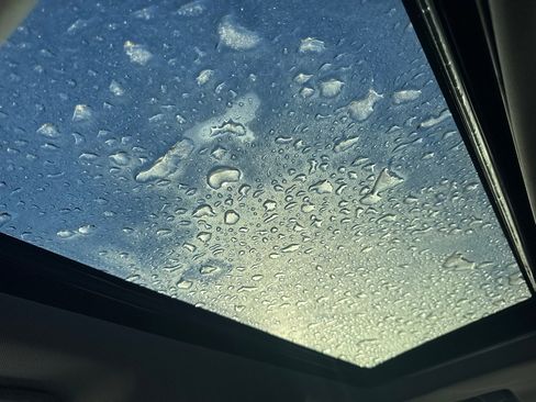 Used 2020 Chevrolet Tahoe LT w/ Luxury Package image 32