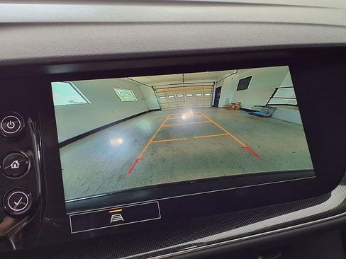 Used 2023 Buick Envision Essence FWD image 4