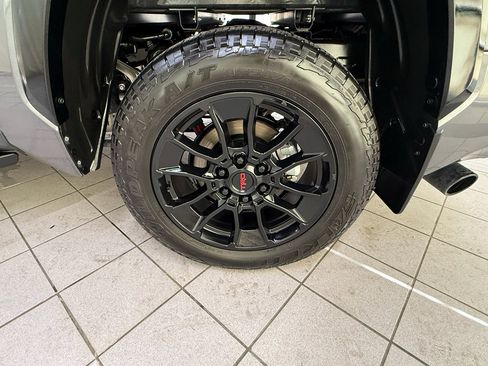 Used 2026 Toyota Tundra Platinum w/ TRD Off-Road Package AWD/4WD image 13