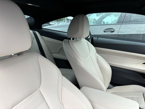 Used 2024 BMW 430i Coupe w/ M Sport Package RWD image 35