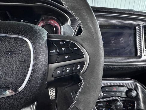 Used 2019 Dodge Challenger SRT Hellcat w/ Alcantara Appearance Package RWD image 29