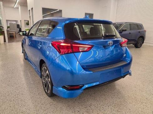 Used 2017 Toyota Corolla iM w/ All-Weather Mat Package FWD image 5