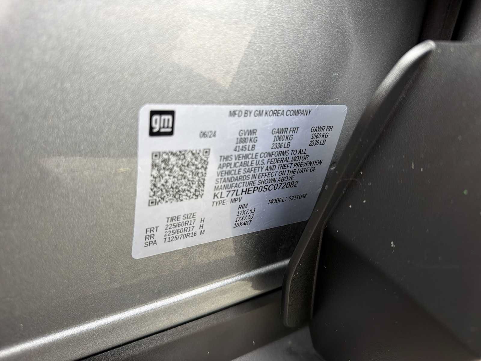 Used 2025 Chevrolet Trax LT w/ Driver Confidence Package FWD image 31