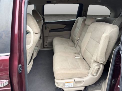 Used 2012 Honda Odyssey EX image 12