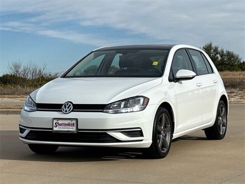 Used 2020 Volkswagen Golf 4-Door image 3