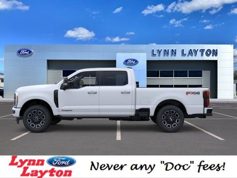 New 2026 Ford F250 Platinum AWD/4WD image 3