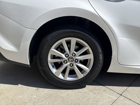 Used 2025 Toyota Camry LE image 35