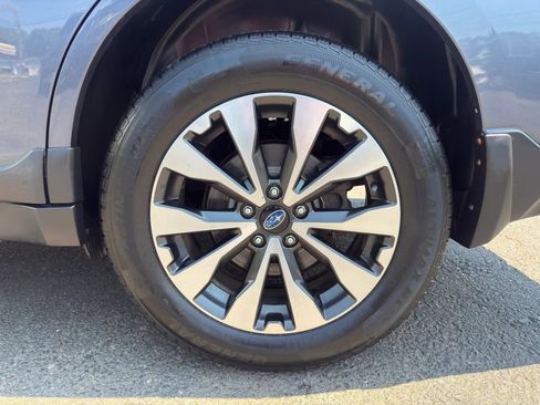 Used 2016 Subaru Outback 2.5i Limited AWD/4WD image 11