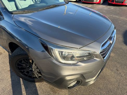 Used 2018 Subaru Outback 2.5i Premium AWD/4WD image 46