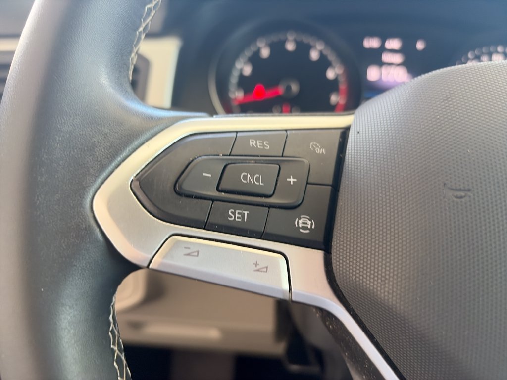 Used 2021 Volkswagen Atlas SE FWD image 16