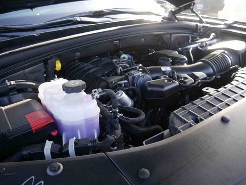 New 2025 Jeep Grand Cherokee Altitude image 9