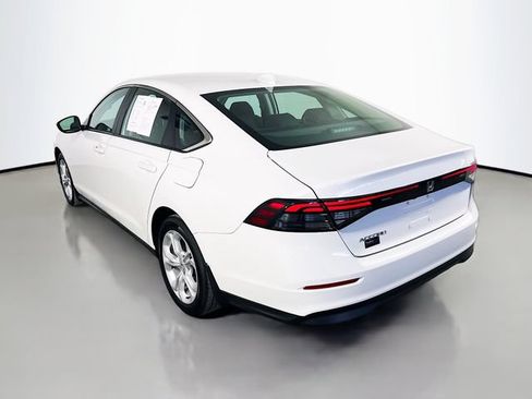 Used 2025 Honda Accord LX image 6