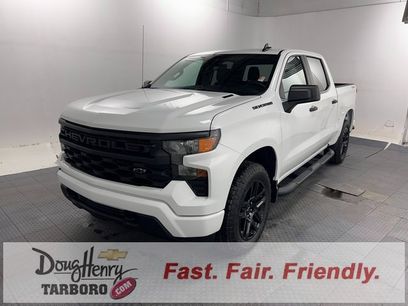 New 2026 Chevrolet Silverado 1500 Custom w/ Turbomax Blackout Package