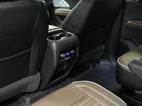 New 2026 GMC Acadia Denali Ultimate AWD/4WD image 23