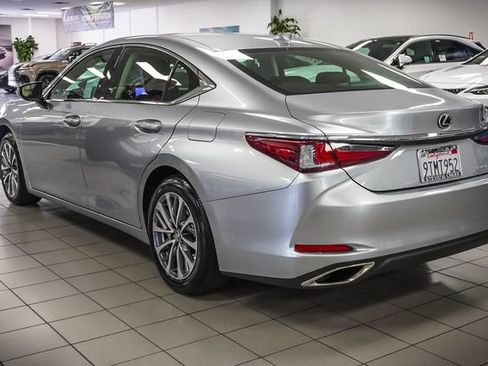 Certified 2025 Lexus ES 350 w/ Accessory Package (Z2) FWD image 8