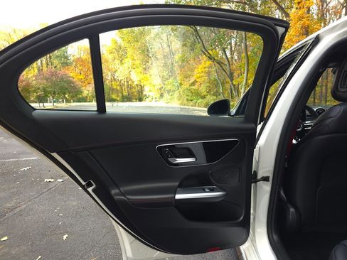 Used 2023 Mercedes-Benz C 43 AMG 4MATIC Sedan image 26