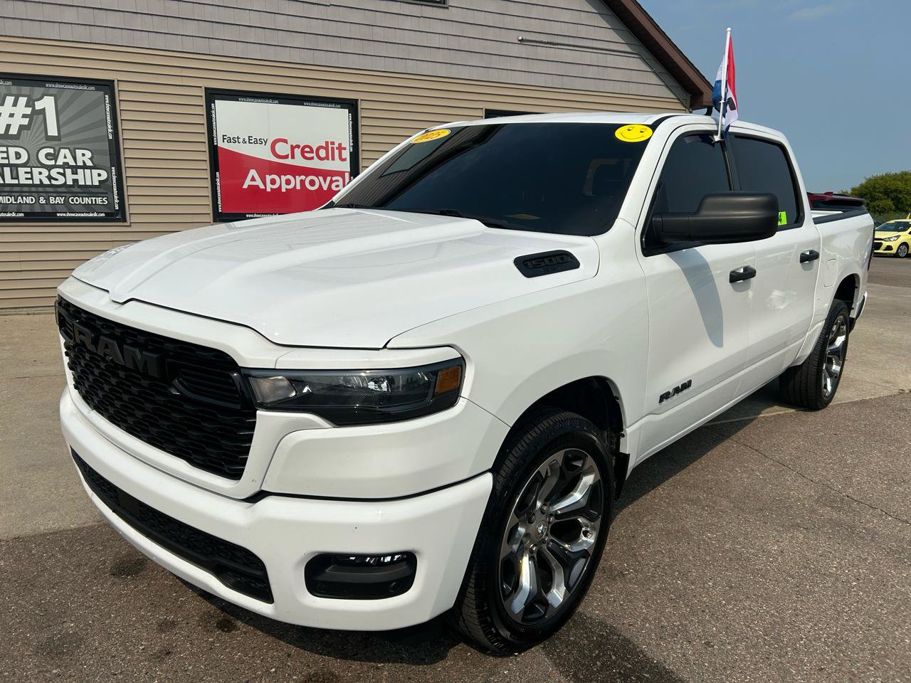 Used 2025 RAM 1500 Tradesman AWD/4WD image 1