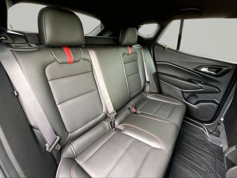 Used 2024 Chevrolet Trax RS w/ Driver Confidence Package FWD image 27