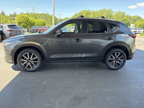 Used 2018 MAZDA CX-5 Touring w/ Preferred Equipment Package AWD/4WD image 4