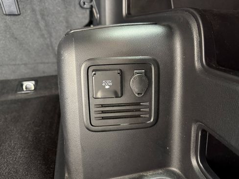 Used 2020 Toyota 4Runner SR5 Premium image 43