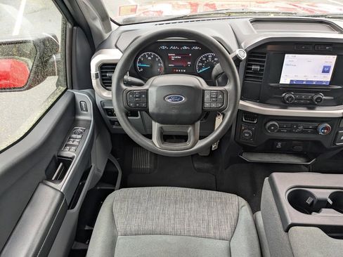 Used 2023 Ford F150 XLT image 15