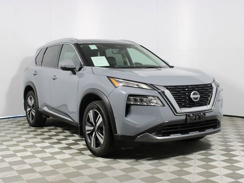 Used 2023 Nissan Rogue SL w/ SL Premium Package image 30