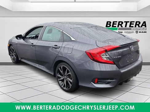 Used 2019 Honda Civic Sport image 4