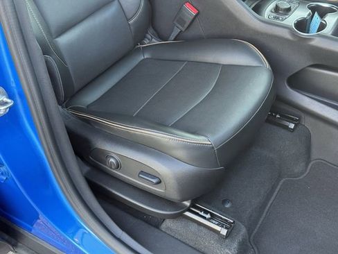 Used 2024 GMC Terrain AT4 image 19