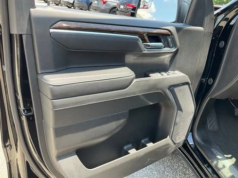 Certified 2025 GMC Sierra 1500 Elevation AWD/4WD image 7