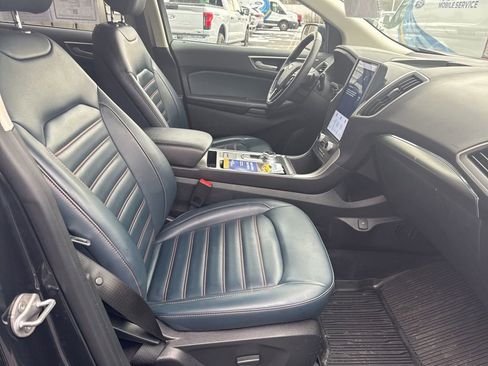 Certified 2022 Ford Edge SEL w/ Sport Appearance Package image 27