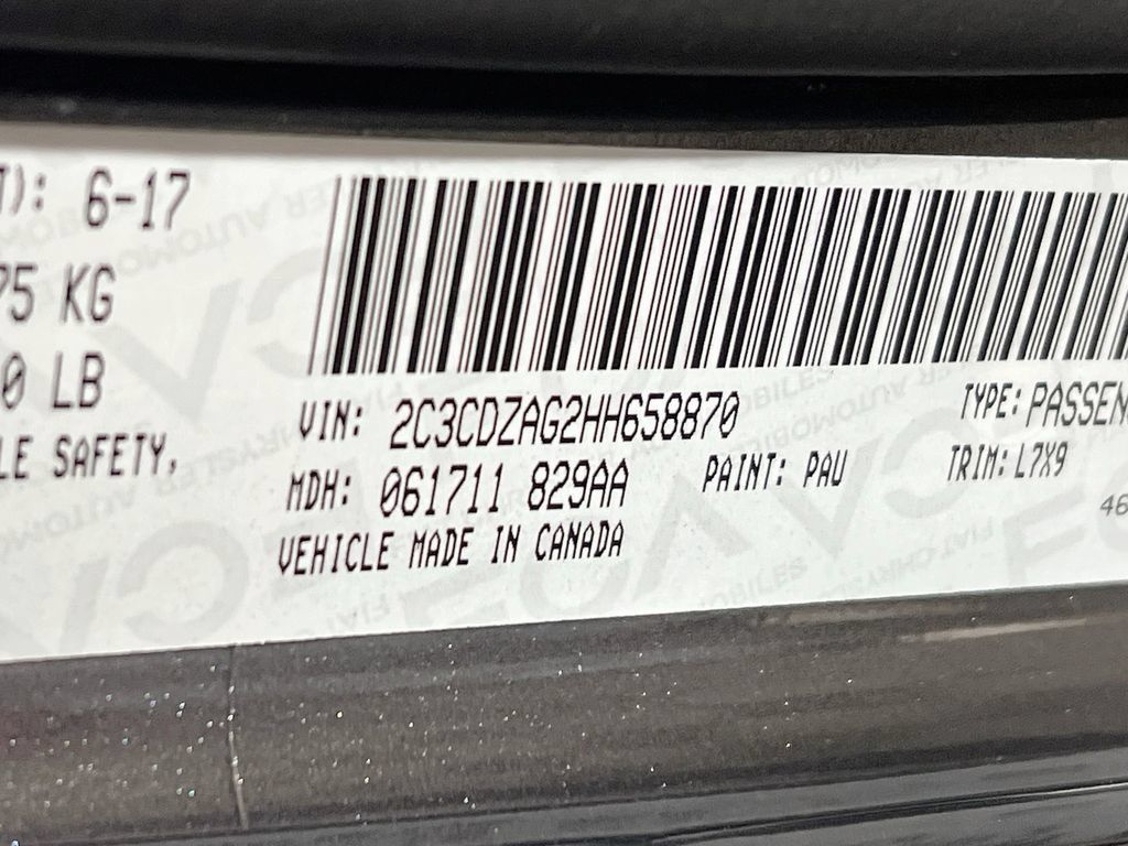 Used 2017 Dodge Challenger SXT RWD image 27
