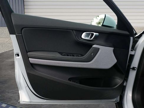 Used 2024 Polestar Polestar 2 AWD/4WD image 15