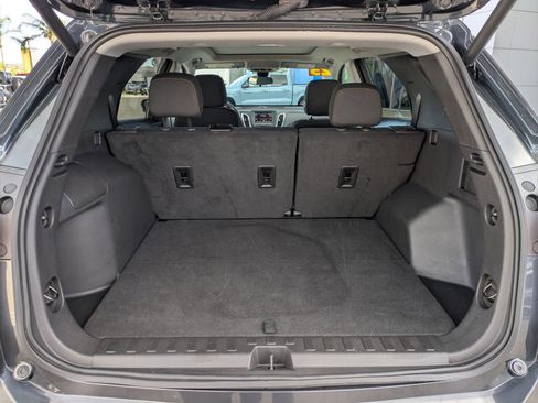 Used 2023 Chevrolet Equinox LT image 25