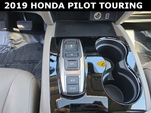 Used 2019 Honda Pilot Touring image 28