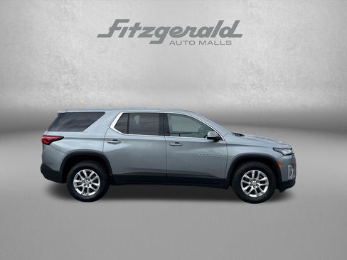 Used 2023 Chevrolet Traverse LS w/ Safety Package AWD/4WD image 4