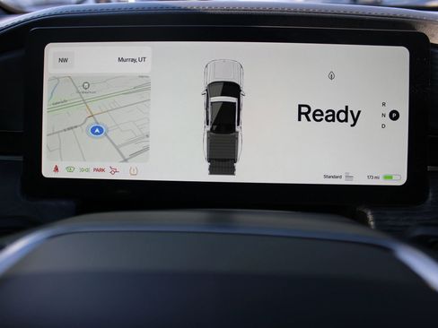 Used 2022 Rivian R1T Adventure image 18